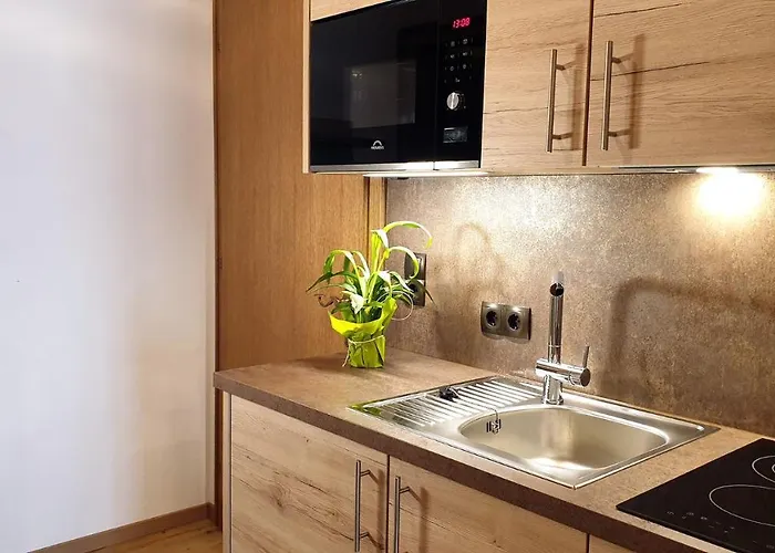 Haus Kirschner יארצנס